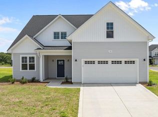 112 Peeler Circle, Raeford, NC 28376