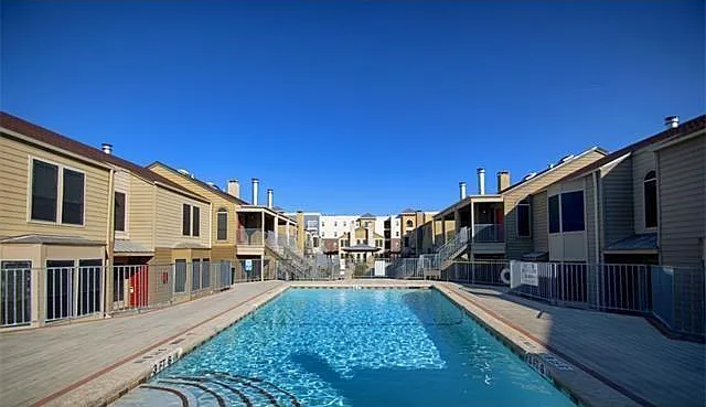 2529 Rio Grande St #69 — Photo 25