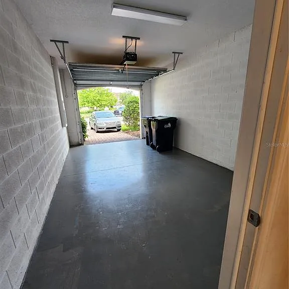 9805 Winnington St — Photo 43