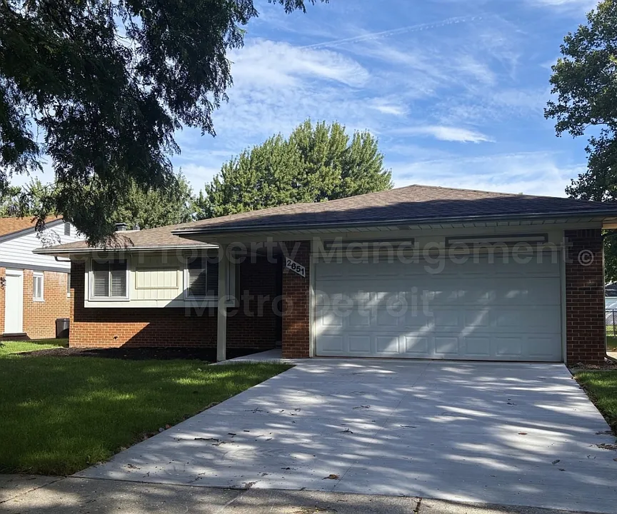 2651 Arrowhead Dr
