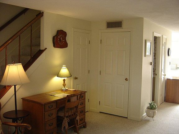 2nd image of 9 Louisburg Square #9