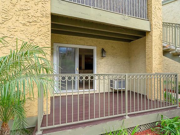 2nd image of 4013 Oakcrest Dr #5