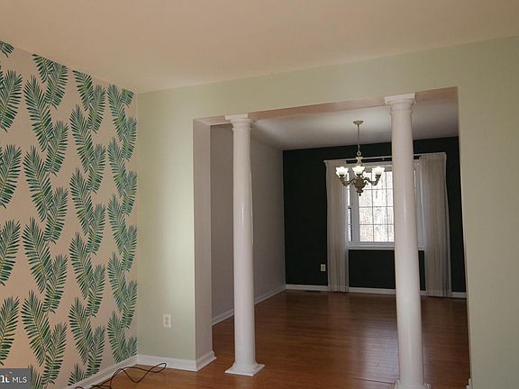 3rd image of 4695 Sands Rd