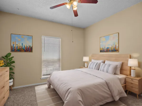 1700 Amelia Ct APT 221, Plano, TX 75075
