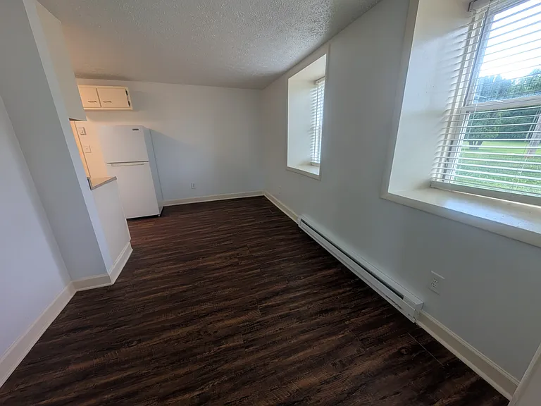 400 N West St #2 — Photo 8