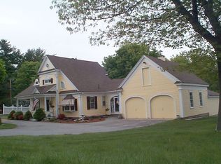 47 Elm St, Methuen, MA 01844