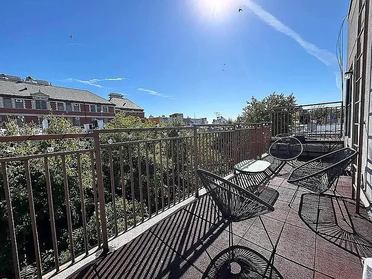 171 Suydam St #4R — Photo 1