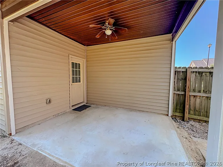 2732 Mosquera Dr — Photo 37