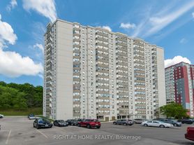 35 Green Valley Dr