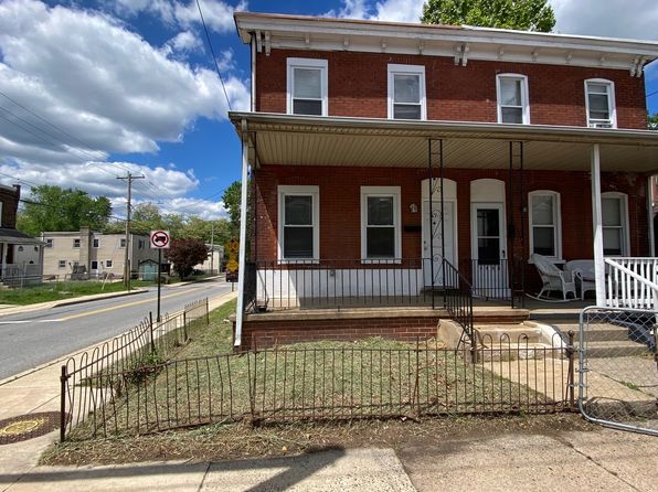 4112 Post Rd #1