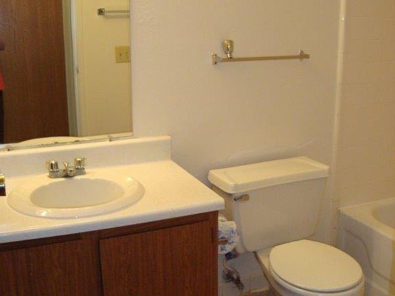 5th image of 6149 Gossard Ave