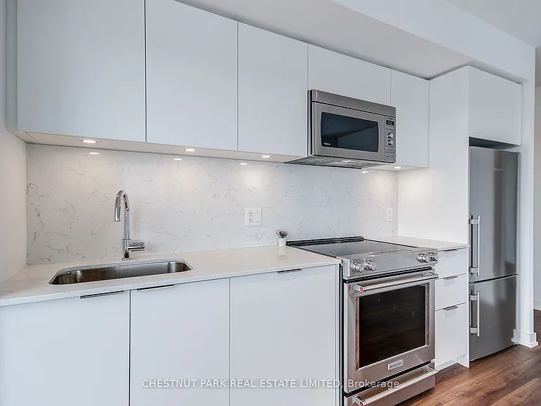 30 Samuel Wood Way #2402 — Photo 14