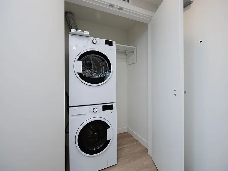 567 Emerson St #1108 — Photo 2