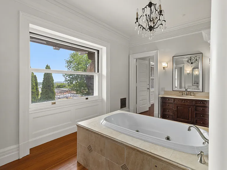 432 Field Point Rd — Photo 37
