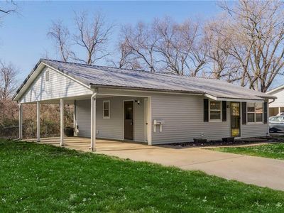 913 Gatewood St, Leavenworth, KS, 66048