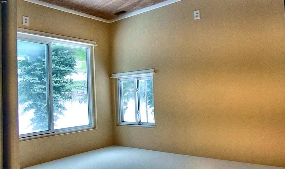 2nd image of 50110 Helfer Blvd #50110