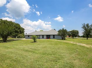 9 Hillcrest Dr, Lucas, TX 75002