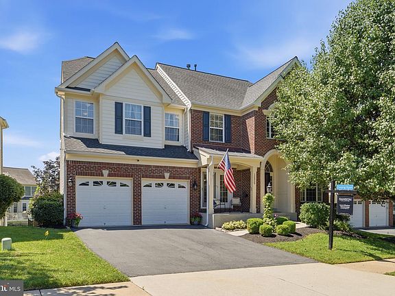 2nd image of 14959 Paloma Ct