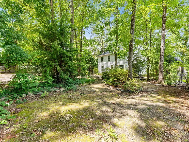 3513 Castlebury Dr — Photo 34