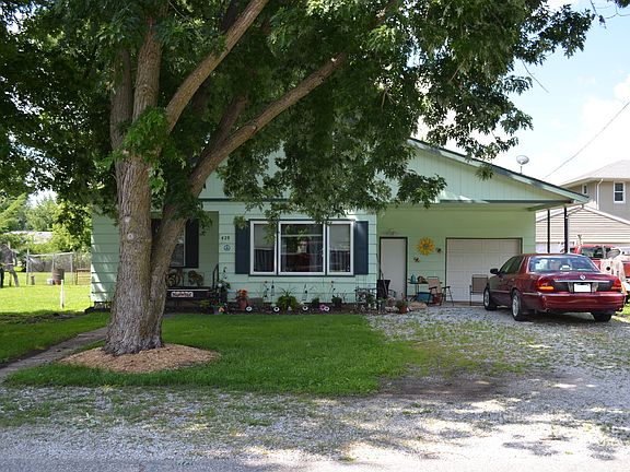 2nd image of 429 Meadow St