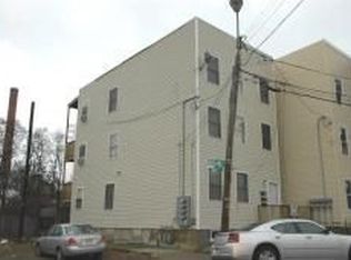 23 Highland St, Paterson, NJ 07524