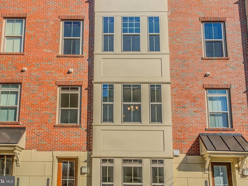 1st image of 1315 Benjamin St