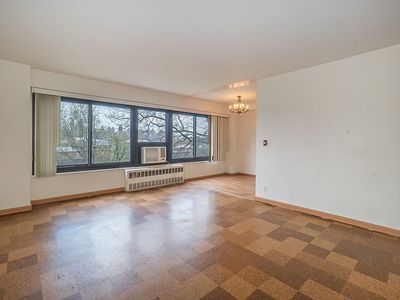 33-55 14th St #5A, Queens, NY, 11106