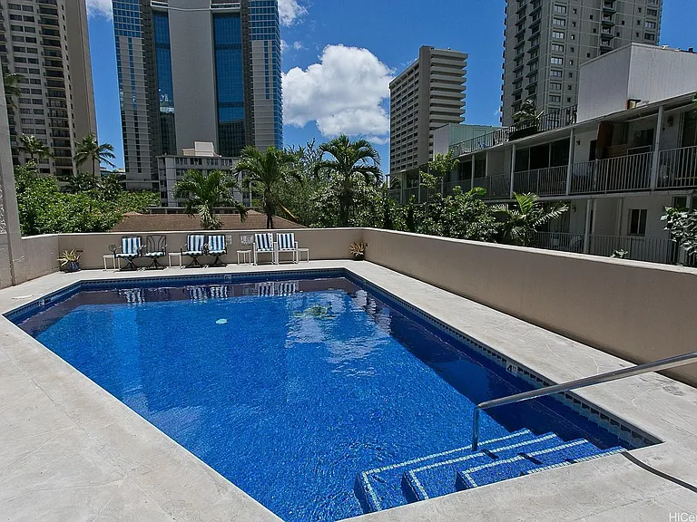 2115 Ala Wai Blvd #605 — Photo 16