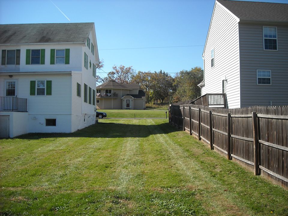 2nd image of 50 Centennial St #2