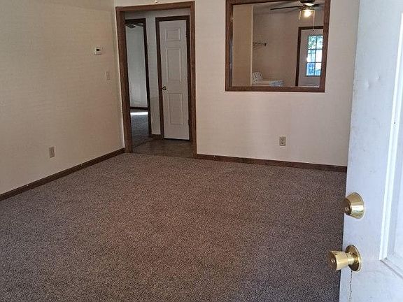 3rd image of 305 S Dewey Ave #3