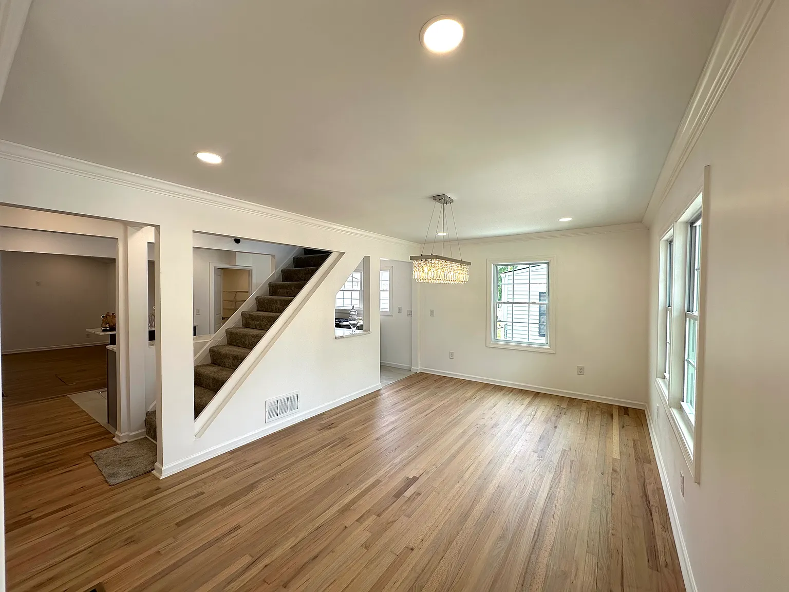 4 bed, 1838 sqft, $3,400 — Photo 3