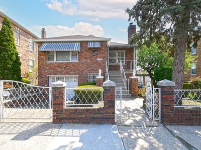 2432 Hering Ave Floor 1, Bronx, NY, 10469