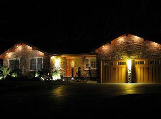89 Half Acre Rd, Monroe Township, NJ 08831