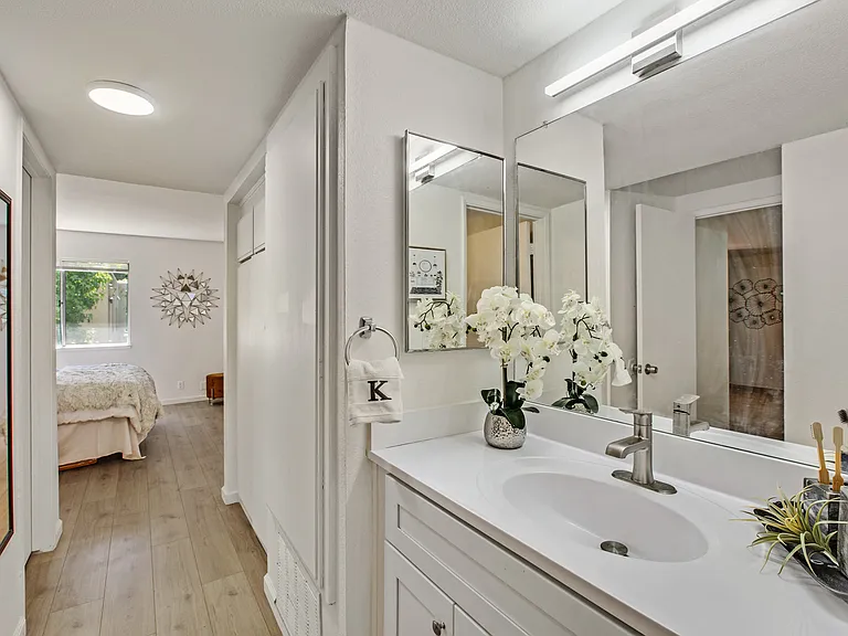 247 N Capitol Ave #280 — Photo 22