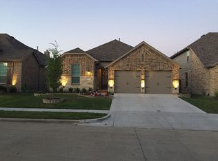 1110 Highgate Rd, Forney, TX 75126