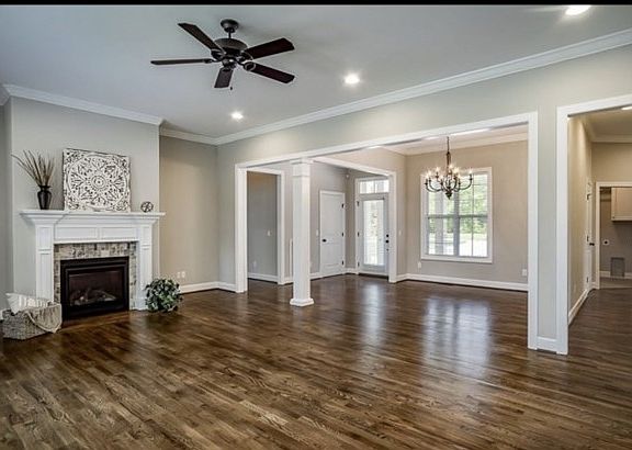 5th image of 831 Breeding Ave