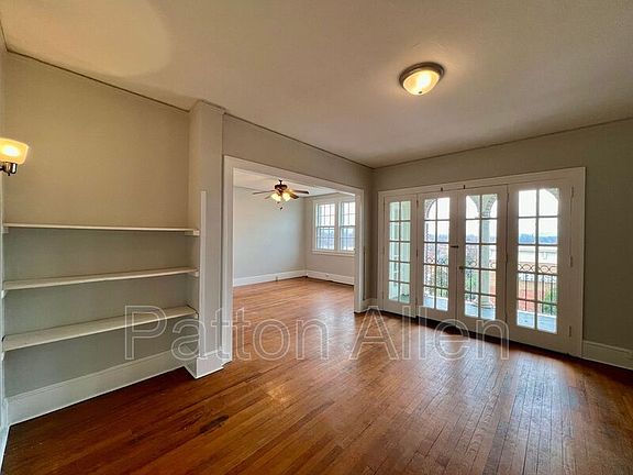5th image of 116 E Chestnut St APT 32