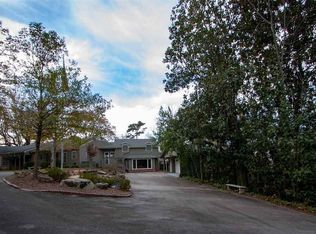 2921 Cherokee Rd, Mountain Brook, AL 35223