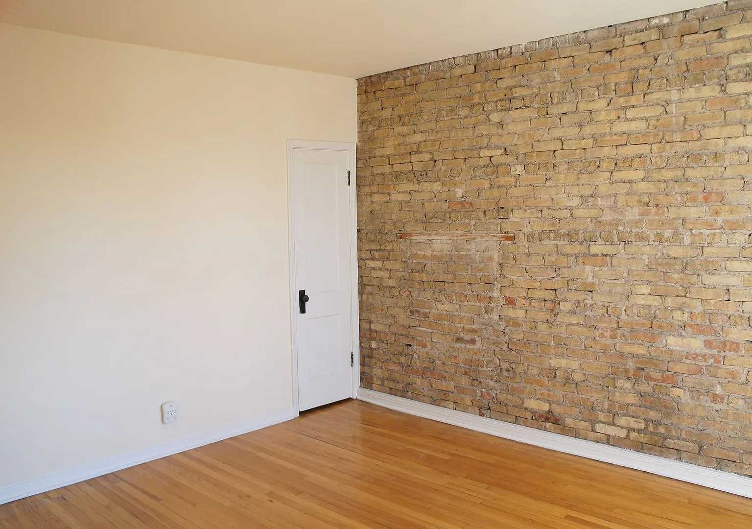 3000 N. Whipple LLC — Photo 4