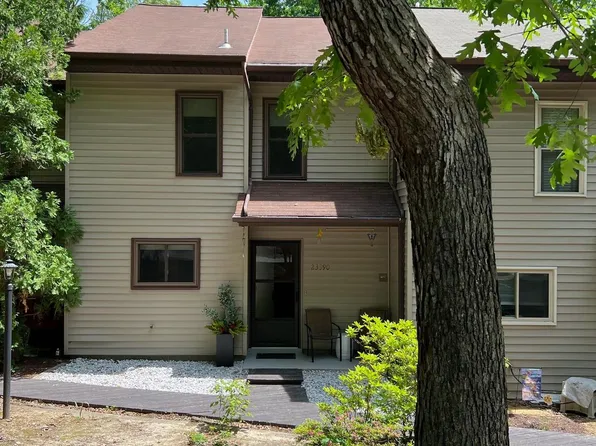 23390 Black Oak Ct, California, MD 20619