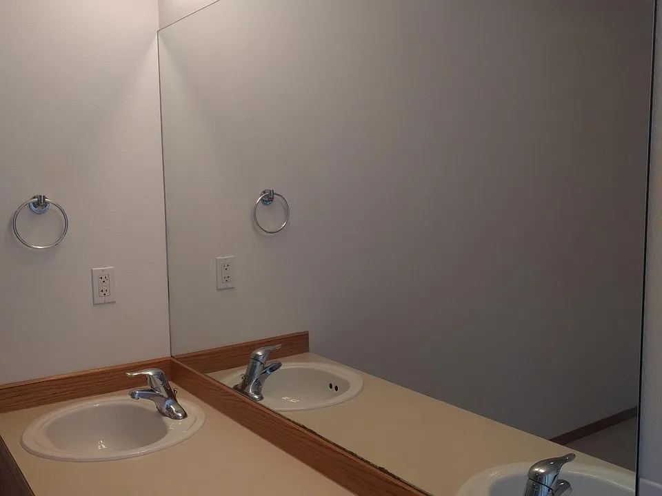 Master bathroom.