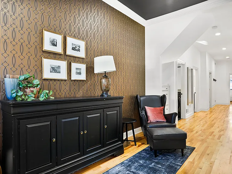 1331 E Dayton St #1 — Photo 15