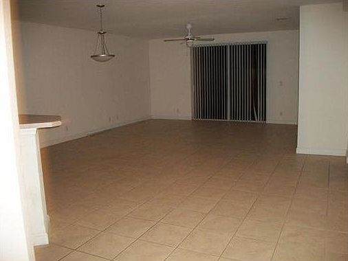 1st image of 513 Bayfront Dr #513