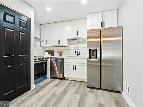 9833 Town Ln, Manassas, VA 20110