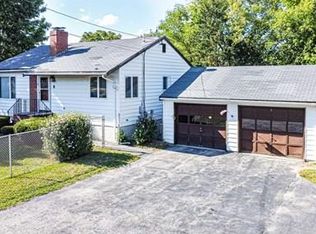86 Cheever Ave, Dracut, MA 01826