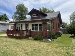 105 W 4th St, Spring Valley, IL 61362