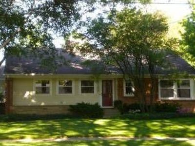 1760 Woodcliff Ave SE, Grand Rapids, MI, 49506