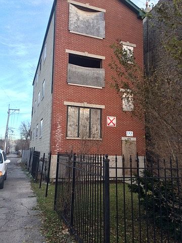 1st image of 1215 S Fairfield Ave