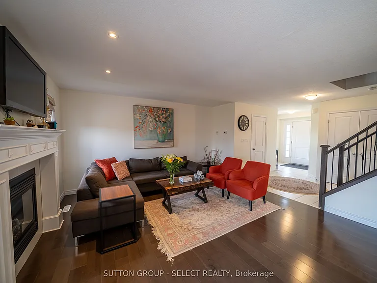 1825 Couldridge Way — Photo 11