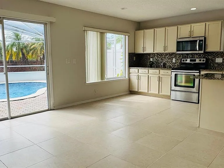1203 Sandestin Way — Photo 4